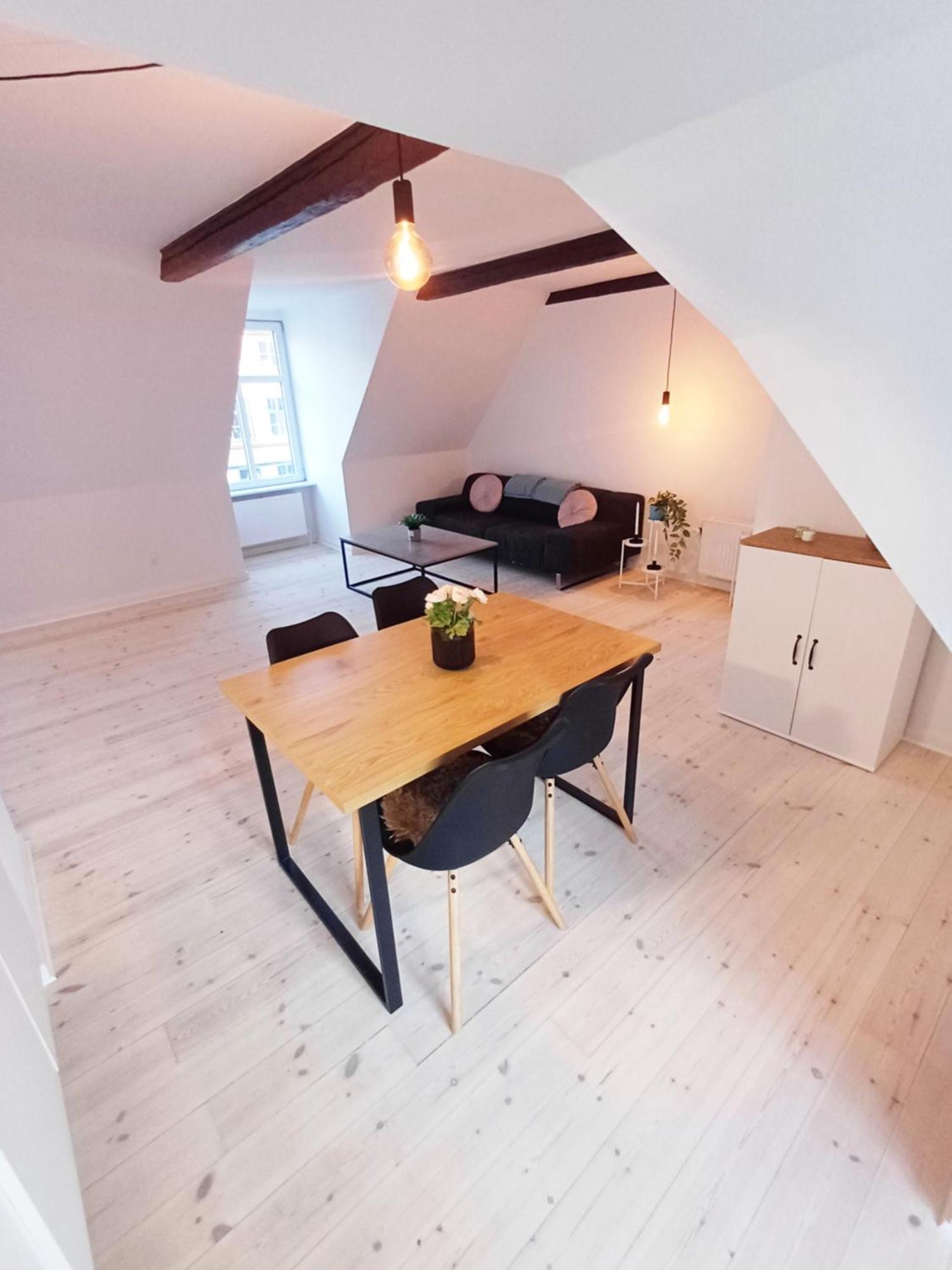 Large Double Room In The Center Of City Randers Eksteriør billede